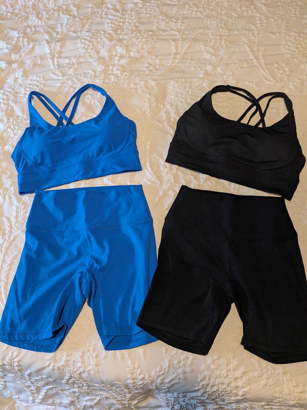 BNWOT Women’s Blue and Black Strappy Workout Set